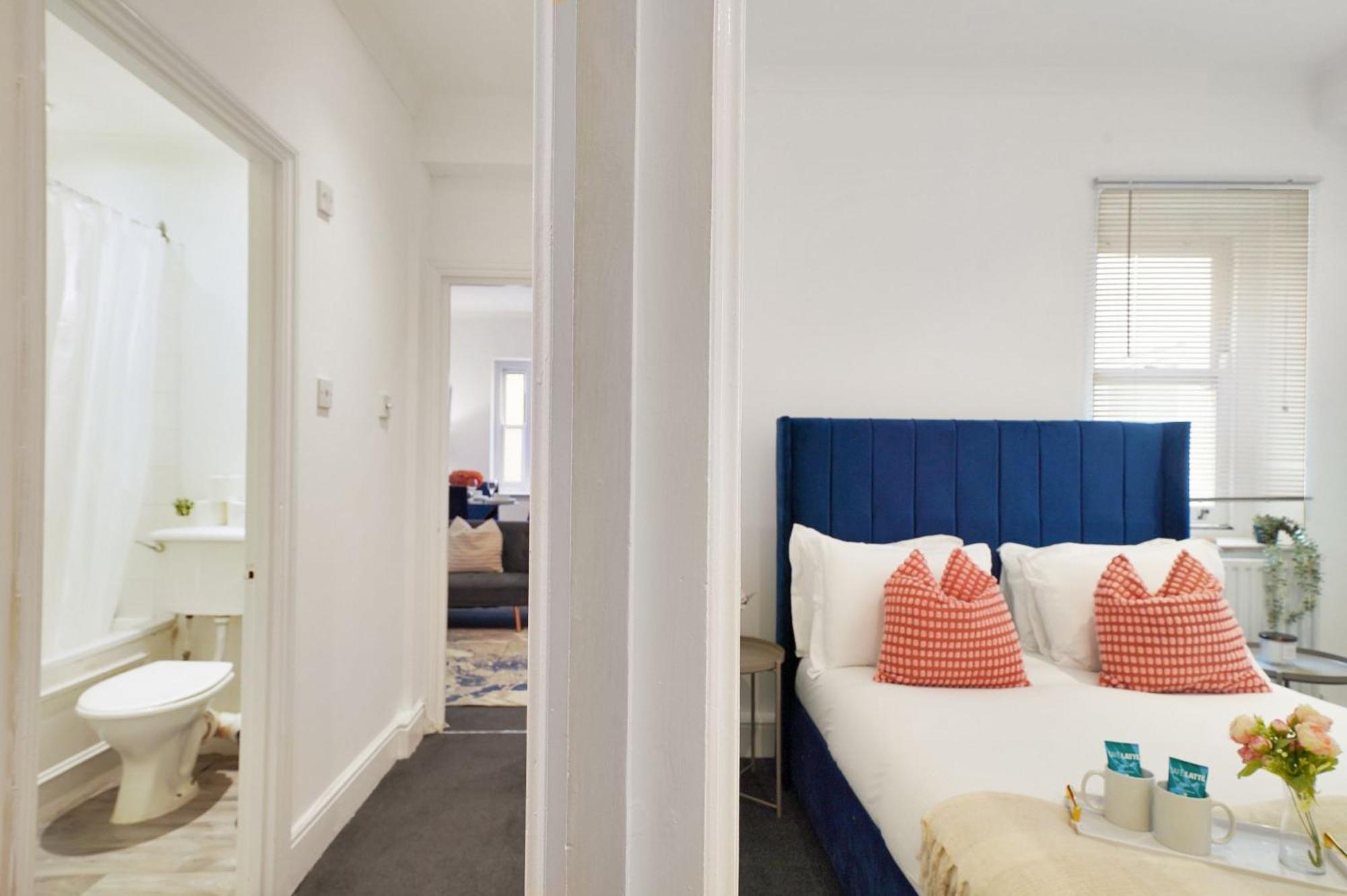 Affordable One Bed Bayswater Special Price Apartament Londra