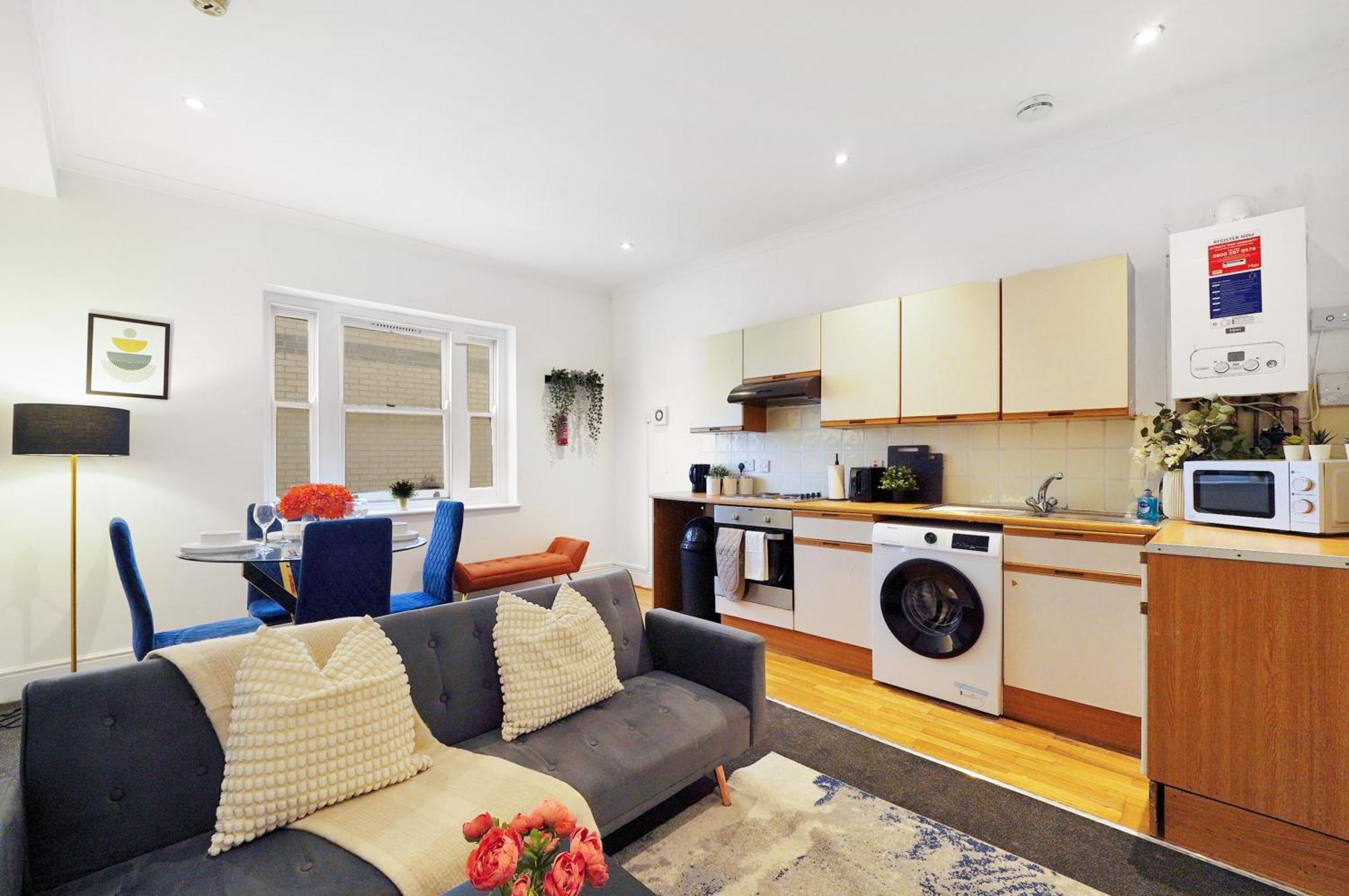 Affordable One Bed Bayswater Special Price Apartament Londra